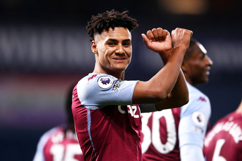 Нападающий "Астон Виллы" установил рекорд АПЛ в матчах с "Челси"