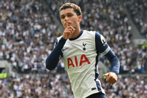 Бреннан Джонсон может покинуть "Тоттенхэм" уже в январе