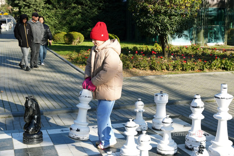Новый год на Бакинском бульваре начали с активности и спорта - ФОТОРЕПОРТАЖ İDMAN.BİZ