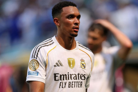 Трент Александер-Арнольд может вернуться в АПЛ