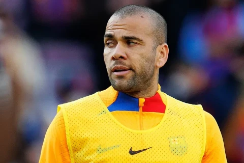 Dani Alves Becomes Co Owner of Portuguese Club