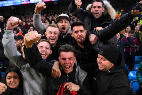 İngiltərəli futbol azarkeşləri premyer liqanın simvolik heyətini qurdular - FOTO