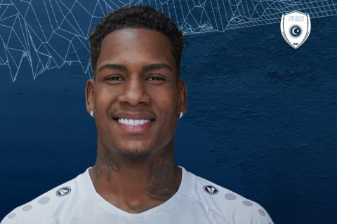 Aleks de Souzanın Azərbaycan macərası bitir?