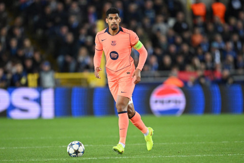 Флик прокомментировал ситуацию с Араухо