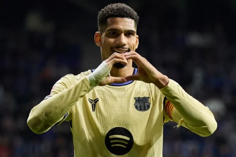 Arauxo müqəddəs yerlərdən qayıtmaq istəmir