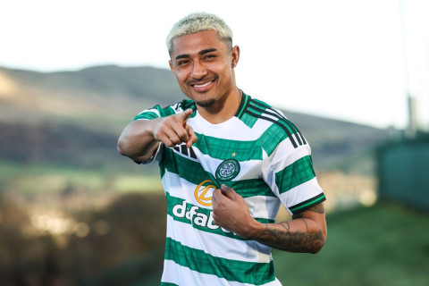 “Seltik” “Bornmut”un müdafiəçisi Arauxonu mövsümün sonuna qədər icarəyə götürüb