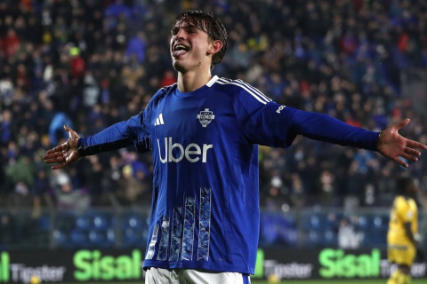 “Real” Nikonu geri qaytarır