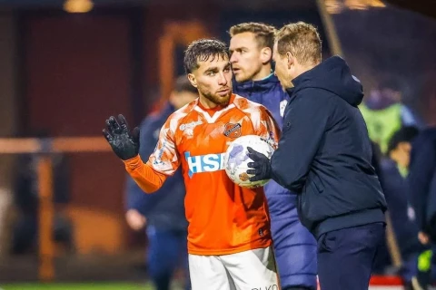 Azərbaycan millisinin oyunçusunun transferi bardə atası açıqlama verib