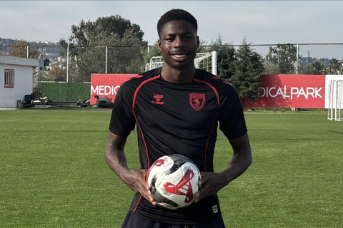 Entoni Musaba rəsmən “Fənərbağça”da