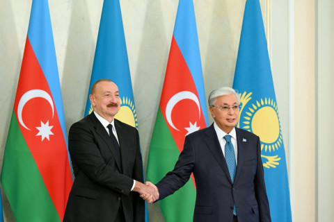 Kasım-Jomart Tokayev: “İlham Əliyev fiziki cəhətdən güclüdür, o, mütəmadi olaraq peşəkar şəkildə məşq edir”