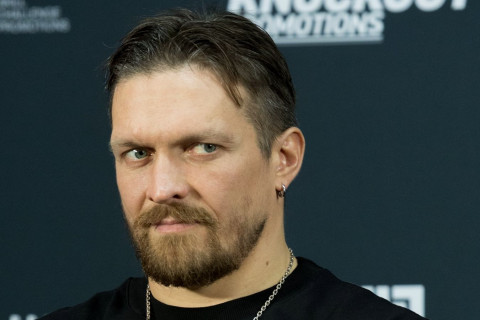 Aleksandr Usik nə vaxt döyüşəcəyini açıqlayıb