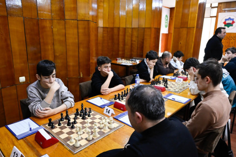 В Азербайджане стартовал турнир Первого дивизиона по шахматам - ФОТО