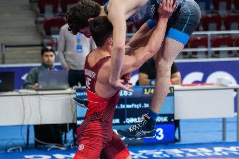 Определились финалисты второго дня чемпионата Азербайджана по борьбе - ФОТО