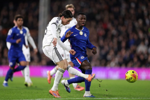 "Челси" уступил "Фулхэму" в первом матче при Росеньоре