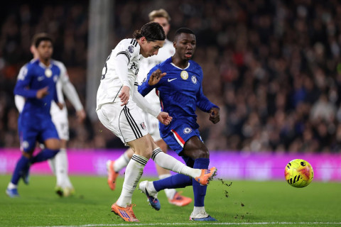 İngiltərə Premyer Liqası: “Çelsi” Mareskasız ilk məğlubiyyətini aldı