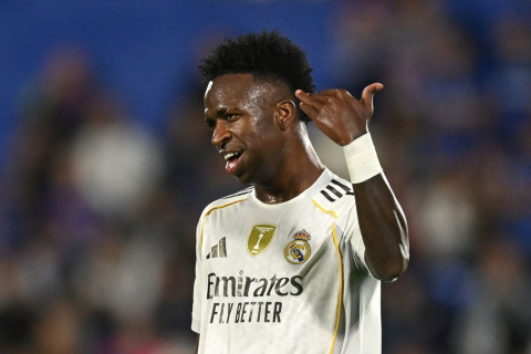 Симеоне дважды пытался спровоцировать Винисиуса в полуфинале Суперкубка Испании - ФОТО + ВИДЕО