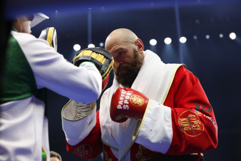 Tayson Fyuri boksa qayıtmaq qərarını izah edib