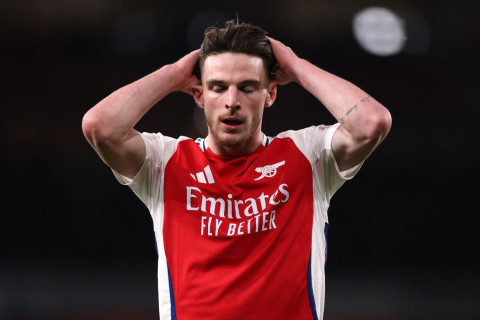 Полузащитник "Арсенала" лишен водительских прав