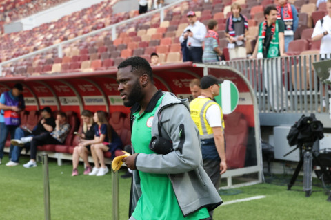 Бонифас выбыл до конца сезона из‑за травмы колена