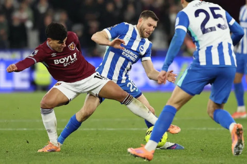 Ceyms Milner Premyer Liqa tarixində ardıcıl 25 il oynayan ilk oyunçu olub