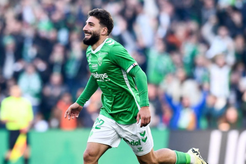 "Beşiktaş"ın transfer etmək istədiyi Zuriko Davitaşvili üçün yeni müştəri var