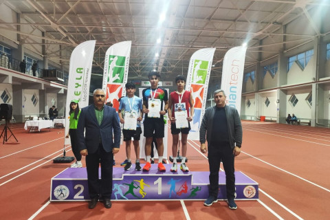Bakı atletika birinciliyində triatlonçular medal qazandı