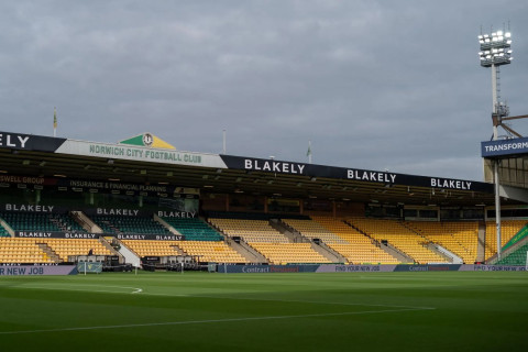 İngiltərə Kuboku matçı zamanı stadionda azarkeş dünyasını dəyişib
