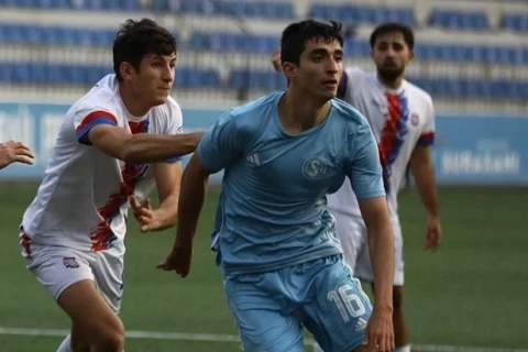 “Karvan-Yevlax” “Səbail”in futbolçusunu icarəyə götürüb