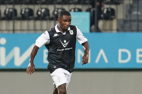 Ифеани Мэттью: "Я пришел в "Нефтчи", чтобы быть полезным своей игрой"