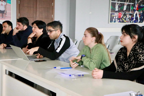 В Баку состоялась встреча ФВА с региональными волейбольными клубами - ФОТО