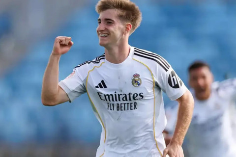 Arbeloa ilk sınaq üçün yeddi gənci heyətə çağırdı - FOTO