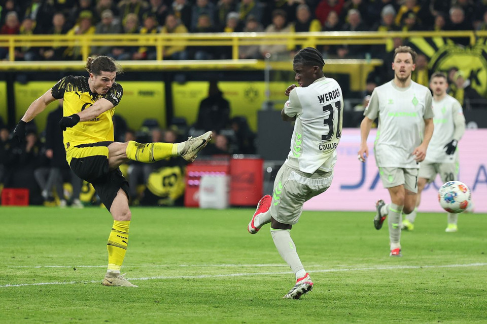 Bundesliqa: “Borussiya” “Verder”i darmadağın edib