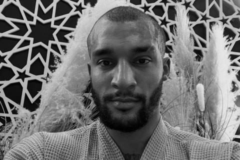 Pəncərədən yıxılan futbolçunun anası oğlunun öldürüldüyünə əmindir