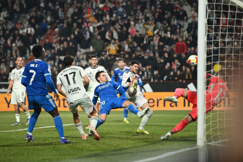 “Real” Arbeloanın rəhbərliyi altında ilk oyununda ikinci liqa klubuna məğlub olub