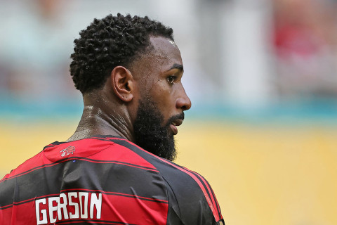 "Фламенго" требует около 6,5 миллиона евро у своего бывшего игрока