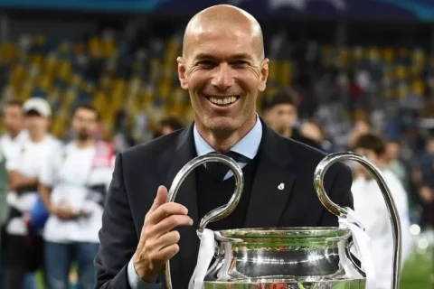 Зидан рассказал, как тренеру добиться успеха в составе "Реала"