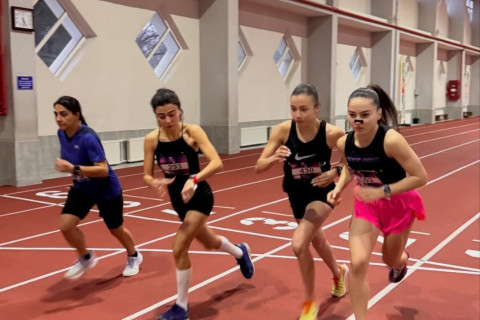 Triatlonçular Bakı şəhər çempionatında uğurla çıxış etdilər - FOTO