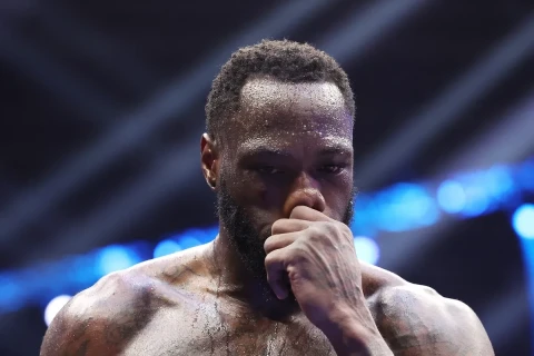 Отец Фьюри: "Ему пора на пенсию, пока ему последние мозги не выбили"