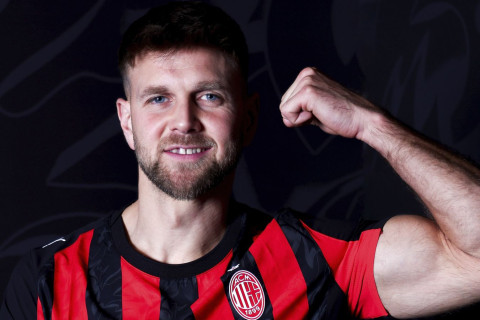 У нападающего "Милана" украли часы общей стоимостью € 500 тысяч