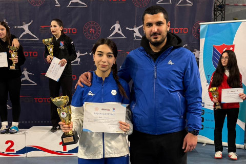 Азербайджанские саблисты завоевали медали в Анкаре