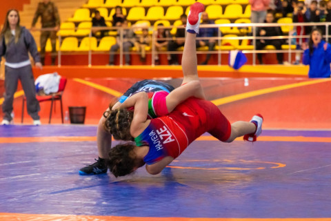 Ровшан Умудов: "У нас есть 17-летние девушки, способные на равных бороться с 20-летними" - КОММЕНТАРИЙ İDMAN.BİZ