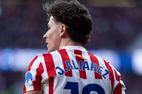 Xulian Alvarez İngiltərə Premyer Liqasına qayıtmaq istəyir