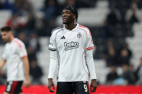 “Aston Villa” “Beşiktaş”ın hücumçusunu heyətinə qata bilər