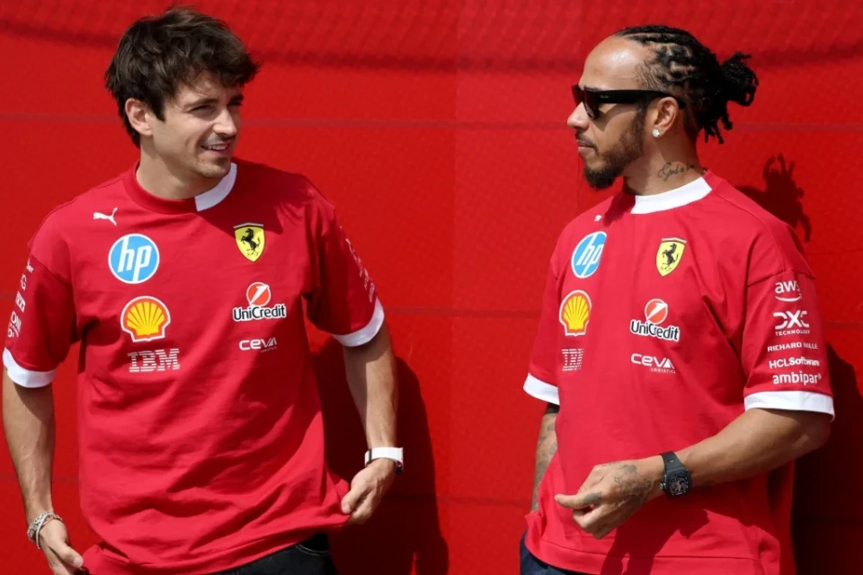 “Ferrari” 2026 mövsümünün yarış kostyumlarını təqdim etdi - VİDEO