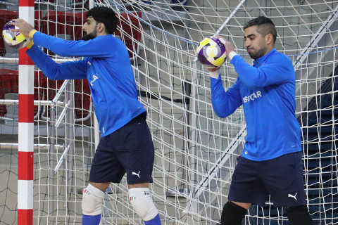 Futzal millisi Danimarka ilə oyun öncəsi son məşqə çıxıb