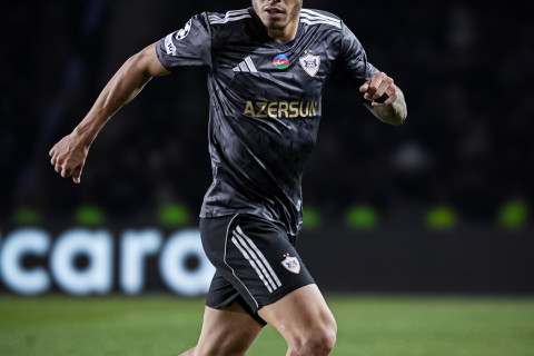 Лига чемпионов: "Карабах" шокировал "Айнтрахт" на последних секундах – ОБНОВЛЕНО + ФОТО/ВИДЕО