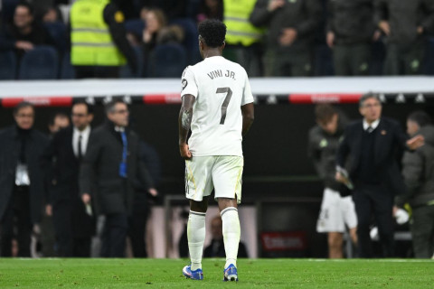 Vinisius Ronaldunun rekorduna doğru irəliləyir