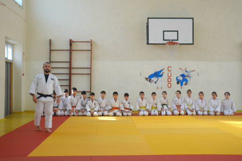 В Азербайджане стартовал проект "Дзюдо в школах" - ФОТО