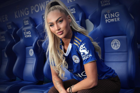 Qadın futbolçu üsyün etdi: “Eyni işi görürük, amma qazanc fərqi uçurumdur” - FOTO