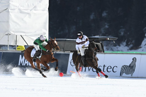 Азербайджанская команда выступает на Кубке мира по снежному поло - ФОТО